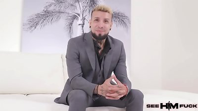 Eden V Gets His underarms And feet Worshiped From Jade Green&rsquo;s Mouth!